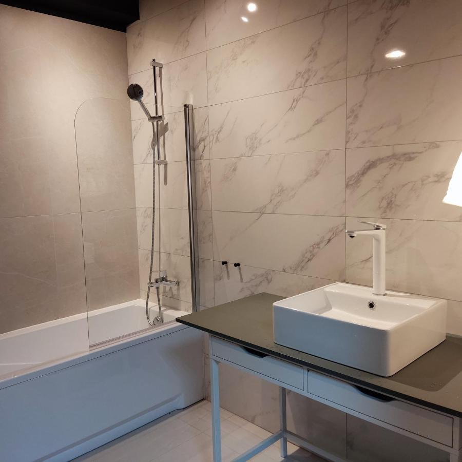 Apartament Milion Rynek Sienny Stare Miasto Bulwary Apartamenty No 1 슈체친 외부 사진